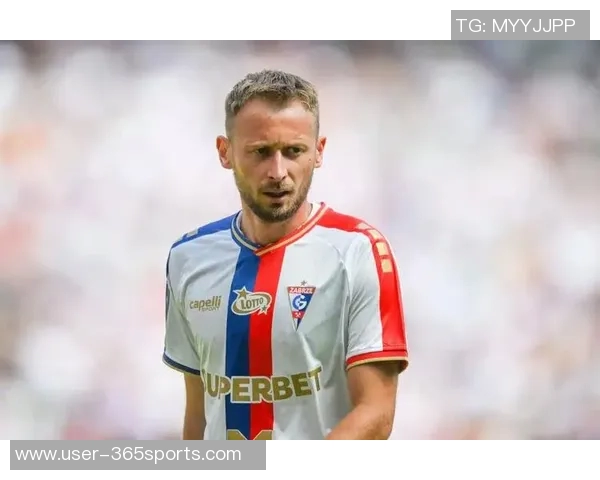 泽林斯基强调球队实力与连续性目标努力争取赛季领先地位